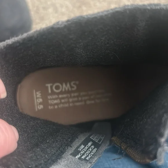 TOMS Desert Wedge Dark Gray Suede Bootie Sz 5.5 - Picture 9 of 9